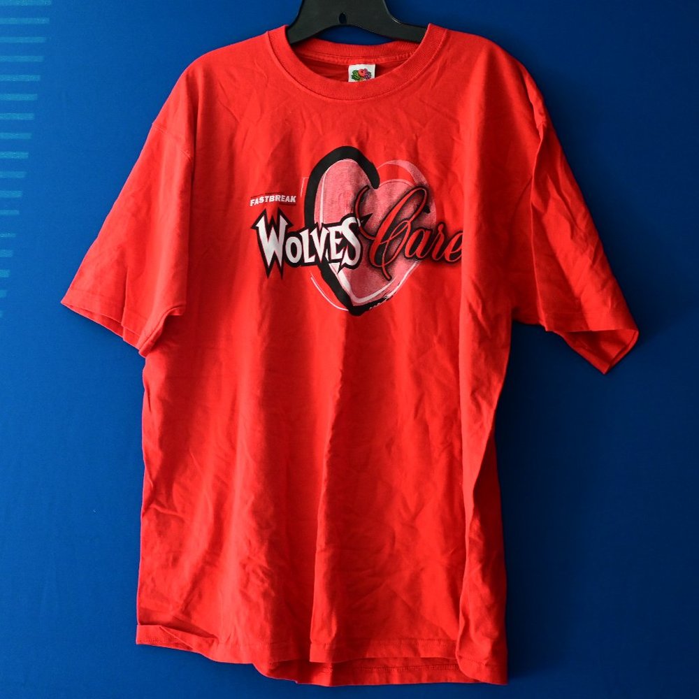 Retro Wolves Care T-Shirt (Red)